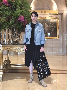 「TIME（タイム）のアイテム」を使った、肖怡语さん（レディース・171cm）の秋コーディネート