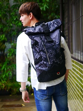 「INDISPENSABLE （インディスペンサブル）のアイテム」を使った、Revo.さん（メンズ・182cm）の夏コーディネート