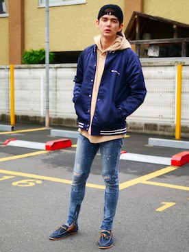 「Champion（チャンピオン）のアイテム（その他アウター）」を使った、Revo.さん（メンズ・182cm）の秋コーディネート