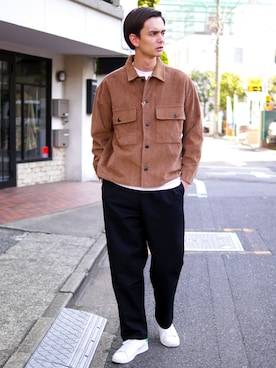 「チョコ色に染まれ」｜「アイテム（チノパンツ）」を使った、Revo.さん（メンズ・182cm）の冬コーディネート