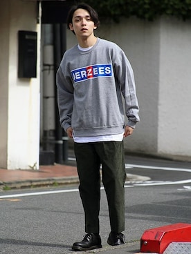 「JERZEES（ジャージーズ）のアイテム（スウェット）」を使った、Revo.さん（メンズ・182cm）の冬コーディネート