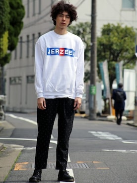 「JERZEES（ジャージーズ）のアイテム（スウェット）」を使った、Revo.さん（メンズ・182cm）の冬コーディネート