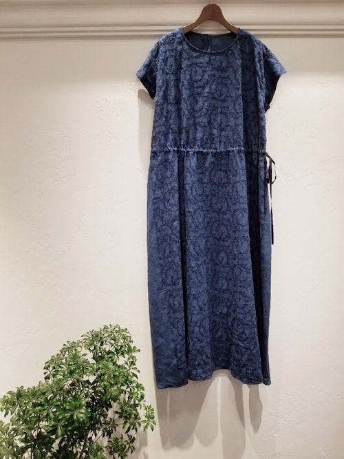 BEARDSLEY（ビアズリー）の「花刺繍ロングワンピース（ワンピース