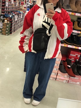 「NIKE(ナイキ)のアイテム(ショルダーバッグ)」を使った、しおさん(レディース・150cm)の冬コーディネート