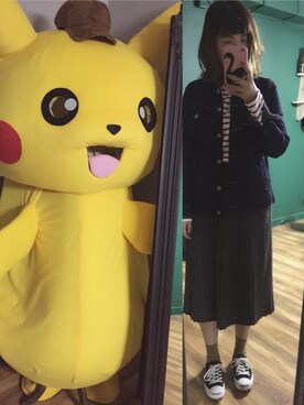 「Levi's（リーバイス）のアイテム（デニムジャケット、ブルー系）」を使った、Jocelyn Chenさん（レディース）の春コーディネート