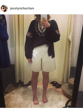 「Ungrid（アングリッド）のアフリカンエンブロイダリーブラウス（シャツ/ブラウス、ブラック系）」を使った、Jocelyn Chenさん（レディース）の夏コーディネート