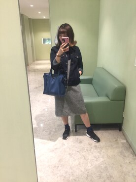 「Reebok（リーボック）のインスタポンプ フューリー OG（スニーカー、ホワイト系）」を使った、Jocelyn Chenさん（レディース）の秋コーディネート