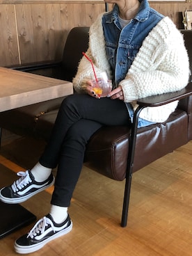 「袖ボリューム」｜「アイテム（デニムジャケット）」を使った、akiiiさん（レディース・155cm）の冬コーディネート