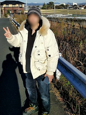 「ユナイテッドアローズ」｜「アイテム（ミリタリージャケット）」を使った、風のナオヤ  相互さん（メンズ・165cm）の春コーディネート