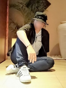 「NEWERA」｜「アイテム（ブルゾン）」を使った、風のナオヤ  相互さん（メンズ・165cm）の秋コーディネート