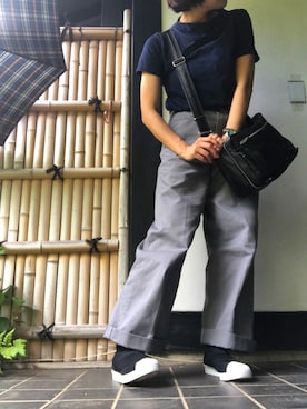 「BEN DAVIS（ベンデイビス）のアイテム（パンツ）」を使った、yoyoさん（レディース・160cm）の春コーディネート