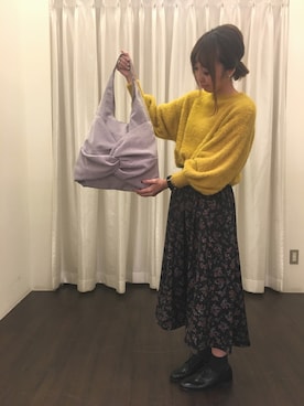 「earth music&ecology（アースミュージックアンドエコロジー）のアイテム（その他シューズ）」を使った、asumi.さん（レディース・160cm）の秋コーディネート