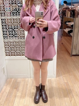 「アイテム（その他アウター、ピンク系）」を使った、めめさん（レディース・162cm）の秋コーディネート