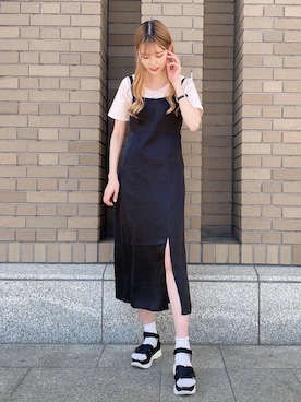 「スリットワンピ」｜めめさん（レディース・162cm）の春コーディネート