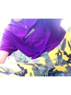 「アイテム（カーゴパンツ、イエロー系）」を使った、がみおさん（メンズ・178cm）の夏コーディネート