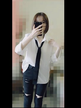 「MOUSSY（マウジー）のアイテム（シャツ/ブラウス、ホワイト系）」を使った、karappoさん（レディース・157cm）の冬コーディネート
