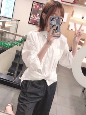 「KiRi（キリ）のアイテム（シャツ/ブラウス、ホワイト系）」を使った、karappoさん（レディース・157cm）の秋コーディネート