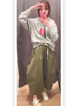 「UNIQLO（ユニクロ）のアイテム（チノパンツ、グリーン系）」を使った、karappoさん（レディース・157cm）の夏コーディネート