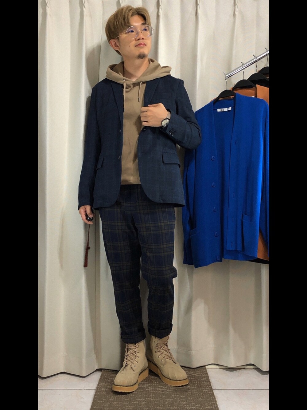 「UNIQLOのアイテム（パンツ、その他）」を使った、mikechungさん（メンズ・163cm）の春コーディネートの1枚目の写真