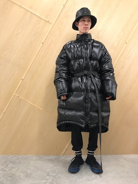 「オフホワイト」｜「アイテム（ダウンジャケット/コート）」を使った、Muraiさん（メンズ・173cm）の秋コーディネート