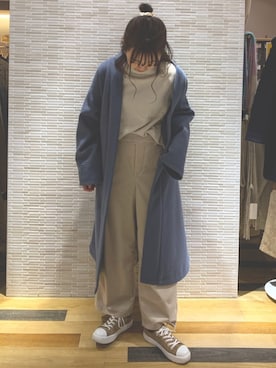 「ブルー x ホワイト」｜「アイテム（ブルゾン）」を使った、Erena🌼さん（レディース・160cm）の冬コーディネート