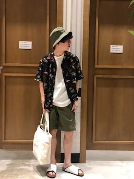 「RAGEBLUE（レイジブルー）のアイテム（トートバッグ）」を使った、ryoさん（メンズ・170cm）の夏コーディネート