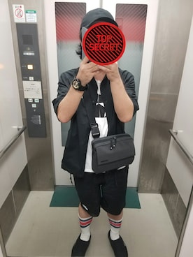 「真っ黒コーデ」｜「アイテム（ブルゾン）」を使った、かとさんさん（メンズ・167cm）の夏コーディネート