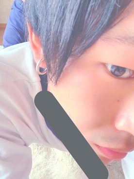 「VIVIFY（ビビファイ）のアイテム（ピアス（片耳用）、シルバー系）」を使った、蘭斗さん（メンズ）の夏コーディネート