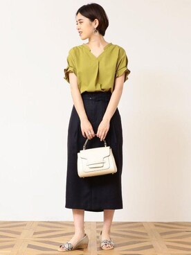 「green label relaxing（グリーンレーベルリラクシング）の◆FM リネンライク トリアセP ベルト タイトスカート ◆（スカート）」を使った、inafuku10102さん（レディース・158cm）の春コーディネート