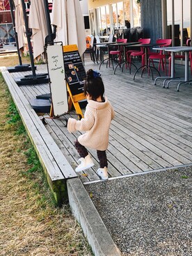 「オフタートルニット」｜あささん（キッズ・90cm）の冬コーディネート