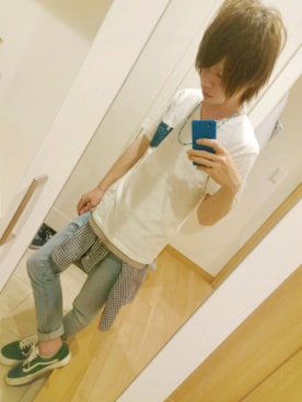 「チェックシャツ」｜「アイテム（タンクトップ）」を使った、スーさん（メンズ・170cm・20代）の春コーディネート