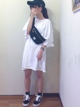 「アイテム（ボディバッグ/ウエストポーチ）」を使った、あやらてさん（レディース・151cm）の夏コーディネート