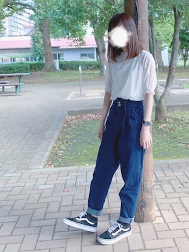 「GRL（グレイル）のフリルマムデニムパンツ（デニムパンツ）」を使った、あやらてさん（レディース・151cm）の秋コーディネート