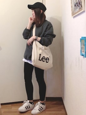 「Lee（リー）のアイテム（帽子）」を使った、あやらてさん（レディース・151cm）の冬コーディネート