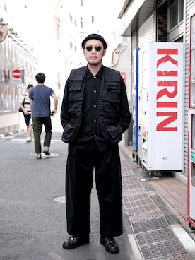 「BASISBROEK（バシスブルック）のアイテム（トップス）」を使った、TCT 原宿 YASUさん（メンズ・171cm）の秋コーディネート