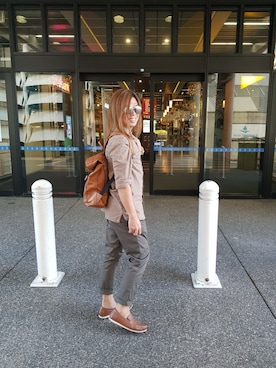 「Hush Puppies」｜Ching Olano Cenitaさん（メンズ・163cm）の秋コーディネート