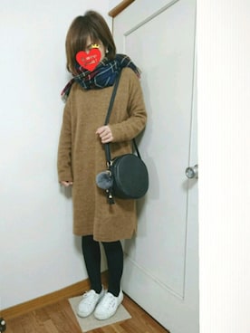 「ホワイトスニーカー」｜「アイテム（ワンピース/ドレス）」を使った、g☆curoさん（レディース・159cm）の冬コーディネート