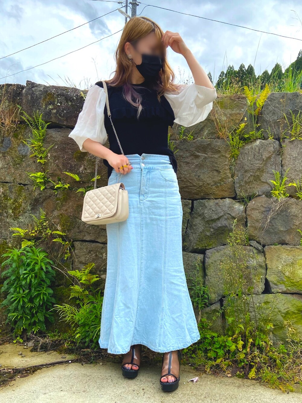 「one after another NICE CLAUPのリブフリルドッキングニット（ニット/セーター、ブラック系）」を使った、RiSa＊さん（レディース・163cm）の春コーディネートの1枚目の写真