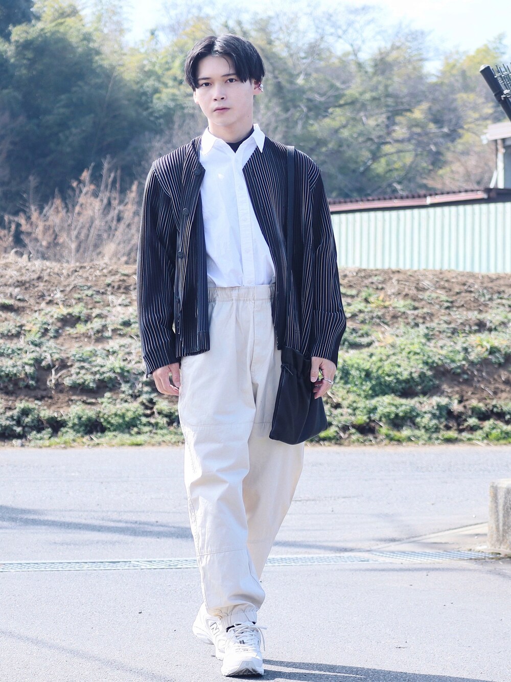 HOMME PLISSE ISSEY MIYAKEのノーカラージャケットを使った