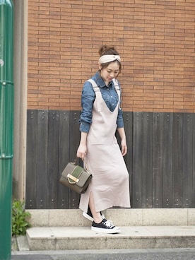 「アイテム（ヘアバンド）」を使った、chikaさん（レディース・153cm）の春コーディネート