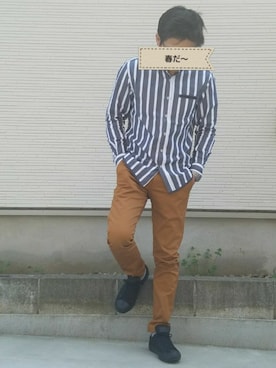 「UNITED TOKYO（ユナイテッドトウキョウ）のテーパードスキニーストレッチカラーパンツ（チノパンツ）」を使った、massaさん（メンズ・166cm）の春コーディネート