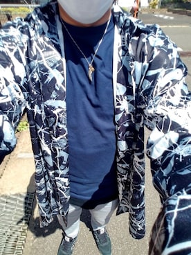 「NUMBER (N)INE（ナンバーナイン）の【NUMBER (N)INE】《別注》グラフィッククロス ビッグシルエット ロングシャツ（シャツ/ブラウス）」を使った、massaさん（メンズ・166cm）の春コーディネート