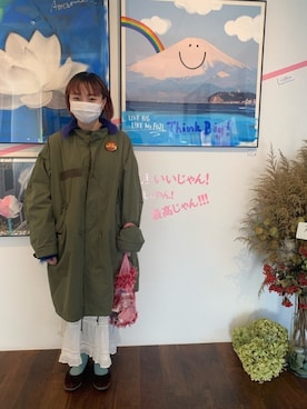 「アイテム（レッグウェア、グリーン系）」を使った、くずおかさん（レディース・160cm）の秋コーディネート