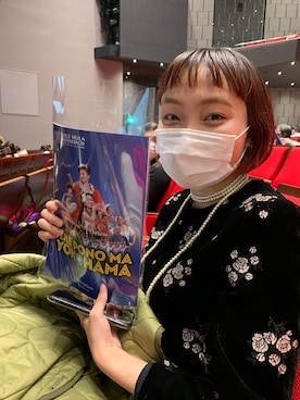 「ドレスアップ」｜「アイテム（ジャケット/アウター）」を使った、くずおかさん（レディース・160cm）の冬コーディネート