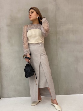 「アイテム（ニット/セーター、シルバー系）」を使った、結女さん（レディース・157cm）の春コーディネート