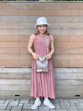 「beautiful people」｜「アイテム（ワンピース）」を使った、結女さん（レディース・157cm）の春コーディネート