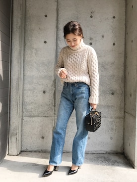「MARC JACOBS（マークジェイコブス）のアイテム（シューズ）」を使った、伊地知朋子さん（レディース・153cm）の冬コーディネート
