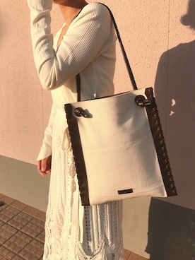 伊地知朋子さんのコーディネート