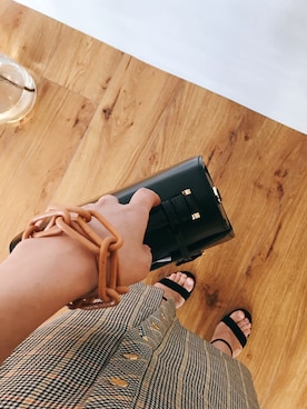 伊地知朋子さんのコーディネート