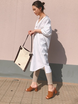 伊地知朋子さんのコーディネート